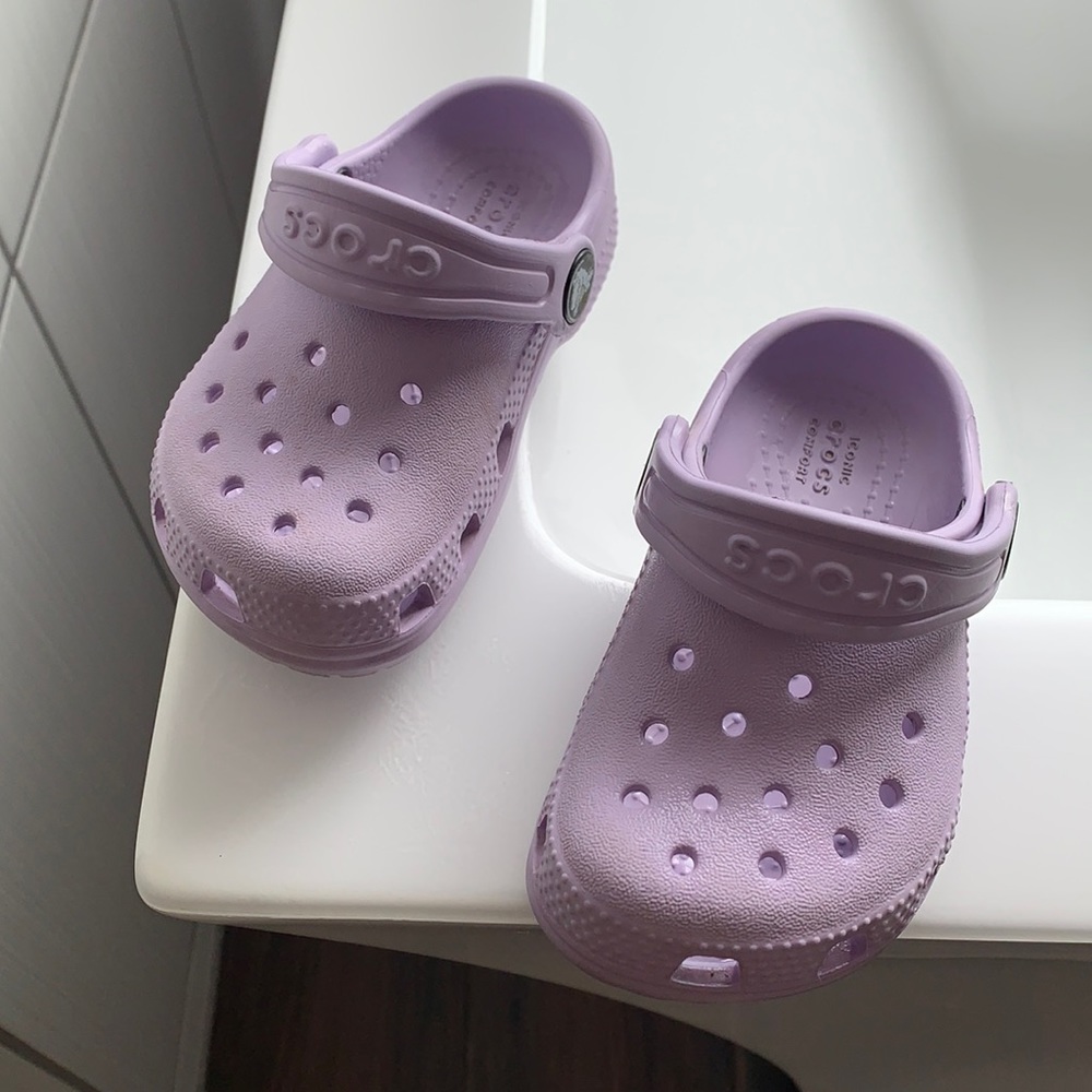 Lilac Crocs Kids 6